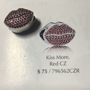Pandora Kiss more charm